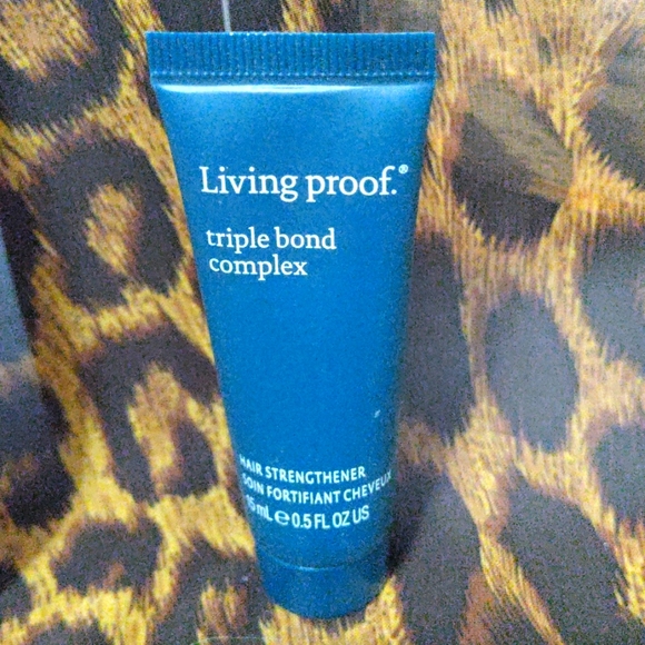 Or 7 for $15.  Living Proof Triple bond complex - Picture 1 of 3